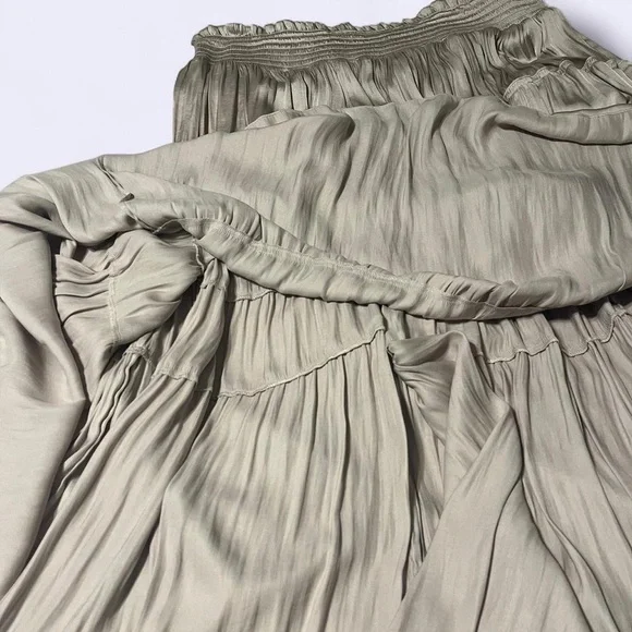 NWT John Mark Metallic Satin Tiered Maxi Skirt Size XL Whimsygoth Fairycore - Picture 2 of 6